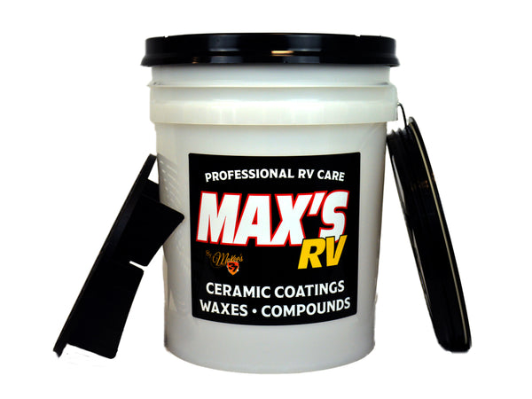 Max's RV 5 Gallon Wash Bucket Combo